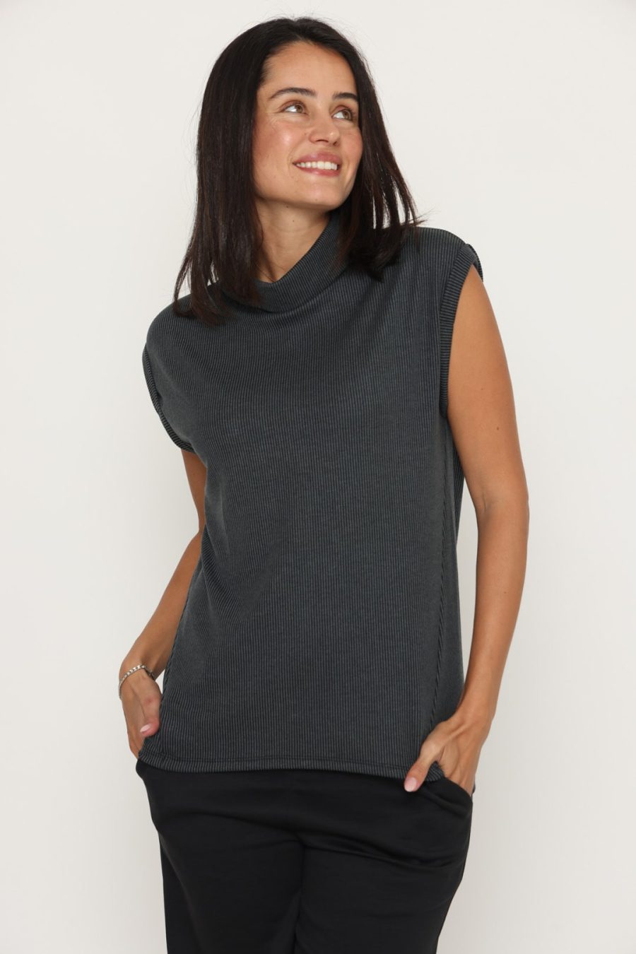 Refael Mizrahi fashion photography (468)-min